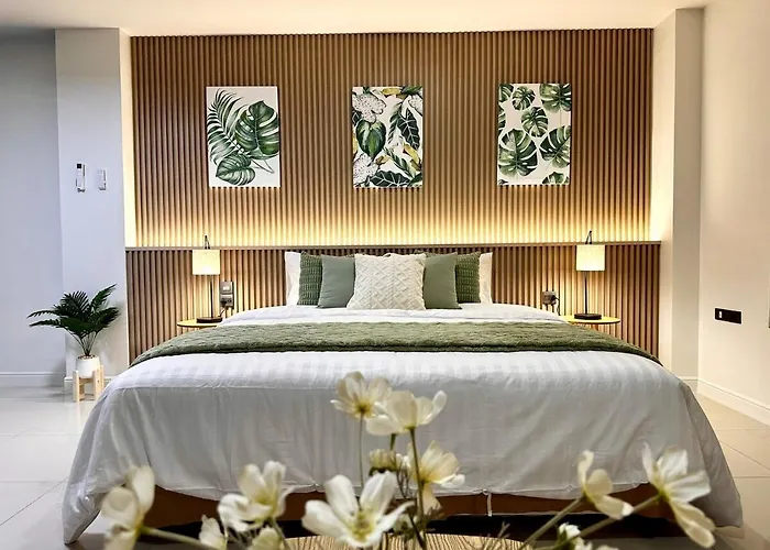 Serene Escape 2 Mins From Srt Wat Samien Nari 公寓